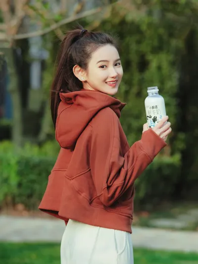 医生推荐的这款玫瑰精华水，竟然比美肤宝更受欢迎